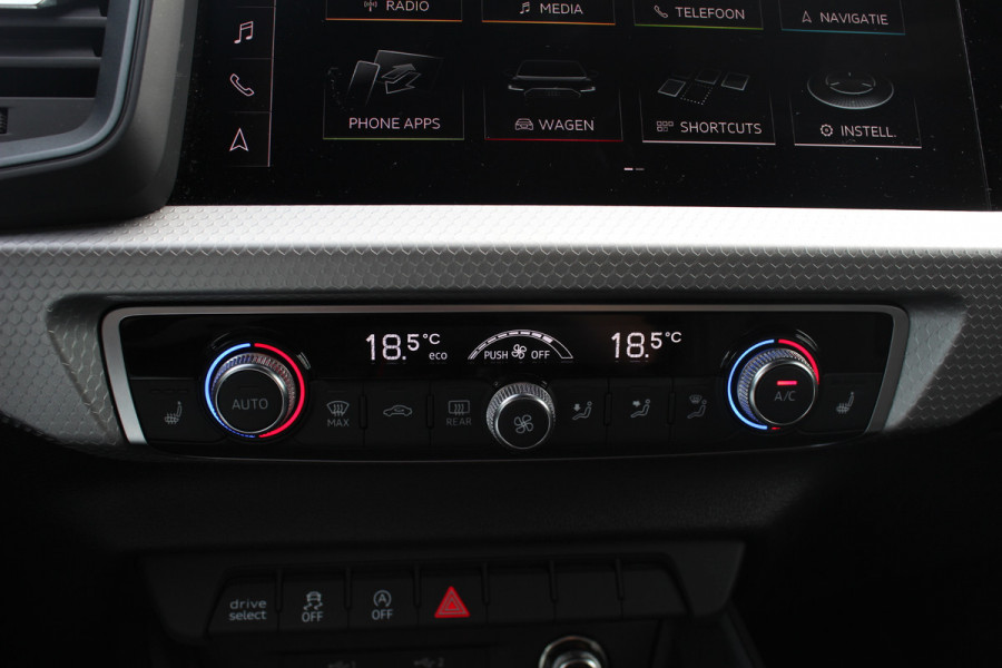 Audi A1 Sportback 40 TFSI S Line edition one / Virtual Cockpit / CarPlay / Keyless / Parkeerhulp V+A / 18'' / Stoelverwarming / Cruise Control