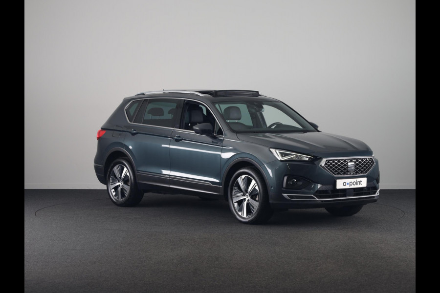 Seat Tarraco 1.4 TSI e-Hybrid PHEV Xcellence 245 pk Automaat | Navigatie | Panoramadak | Parkeersensoren (Park assist) | Rondomzicht camera | Adaptieve cruise control | Stoelverwarming V+A | Lederen bekleding |