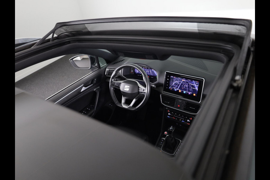 Seat Tarraco 1.4 TSI e-Hybrid PHEV Xcellence 245 pk Automaat | Navigatie | Panoramadak | Parkeersensoren (Park assist) | Rondomzicht camera | Adaptieve cruise control | Stoelverwarming V+A | Lederen bekleding |