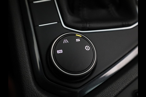 Seat Tarraco 1.4 TSI e-Hybrid PHEV Xcellence 245 pk Automaat | Navigatie | Panoramadak | Parkeersensoren (Park assist) | Rondomzicht camera | Adaptieve cruise control | Stoelverwarming V+A | Lederen bekleding |