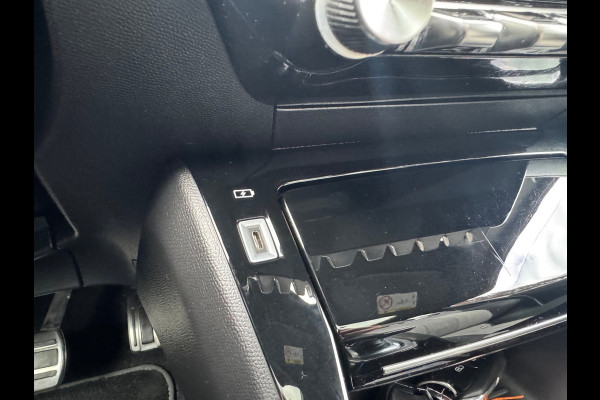 Peugeot 208 1.2 PureTech GT Pack Automaat Pano Leder Camera