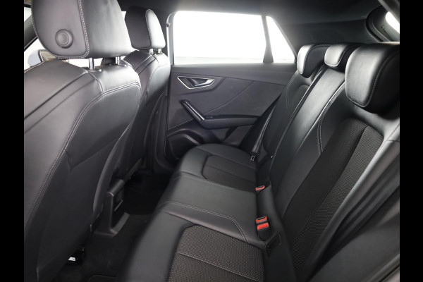 Audi Q2 35 TFSI S Edition 150pk | Virtuel Cockpit |  Navigatiesysteem full map | Cruise control adaptief | Apple Carplay/Android Auto | S-line interieur  lederen/stof bekleding | Matrix LED koplampen |