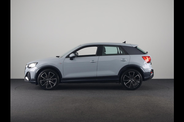 Audi Q2 35 TFSI S Edition 150pk | Virtuel Cockpit |  Navigatiesysteem full map | Cruise control adaptief | Apple Carplay/Android Auto | S-line interieur  lederen/stof bekleding | Matrix LED koplampen |