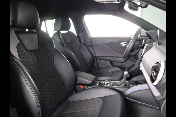 Audi Q2 35 TFSI S Edition 150pk | Virtuel Cockpit |  Navigatiesysteem full map | Cruise control adaptief | Apple Carplay/Android Auto | S-line interieur  lederen/stof bekleding | Matrix LED koplampen |