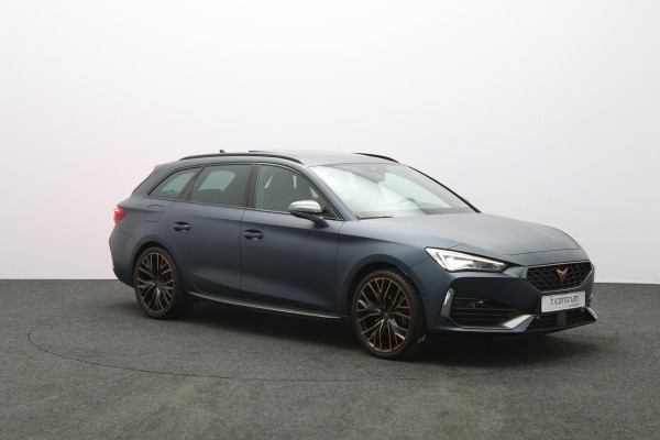 CUPRA Leon Sportstourer 1.4 e-Hybrid 245 PK VZ Copper Edition PHEV, Panoramadak, Kuipstoelen, Adap. Cruise Control, Matrix-LED