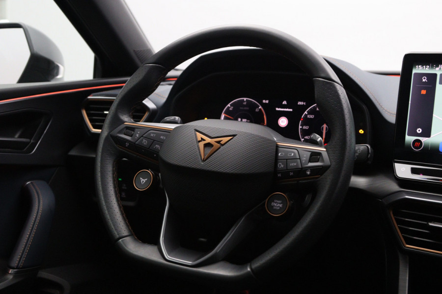 CUPRA Leon Sportstourer 1.4 e-Hybrid 245 PK VZ Copper Edition PHEV, Panoramadak, Kuipstoelen, Adap. Cruise Control, Matrix-LED