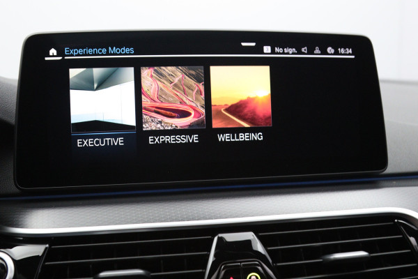 BMW 5 Serie Touring 530e 293 PK Executive Sensatec M-Sport PHEV, Trekhaak, Panoramadak, Harman/Kardon, Adap. Cruise Control