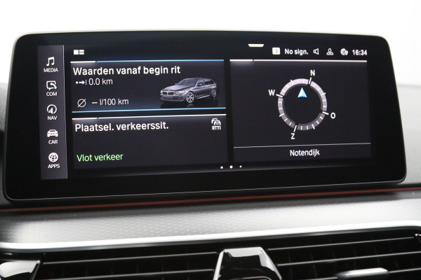 BMW 5 Serie Touring 530e 293 PK Executive Sensatec M-Sport PHEV, Trekhaak, Panoramadak, Harman/Kardon, Adap. Cruise Control