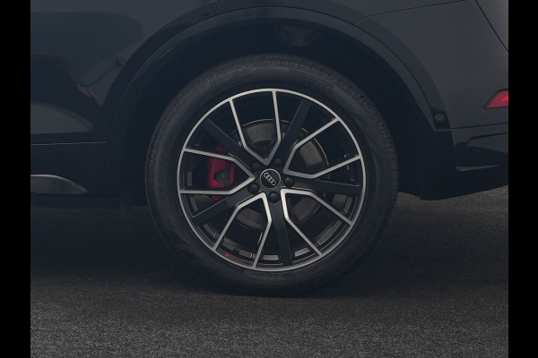 Audi Q5 55 TFSI e 2x S Line PHEV 367pk | Trekhaak Af Fabriek | Panodak | 360 Camera | Lederen Sportstoelen Memory & Verwarmd | Keyless | Blis | Apple Carplay | Cruise Control | Navigatie | DAB | Plug In Hybrid |