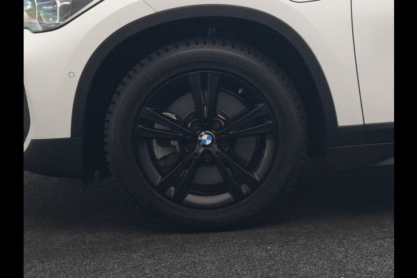 BMW X1 xDrive25e PHEV 221pk Dealer O.H. | Adaptive Cruise | Head Up | Camera | Harman / Kardon | Stoelen Memory & Verwarmd | Navigatie | DAB | Plug In Hybrid |