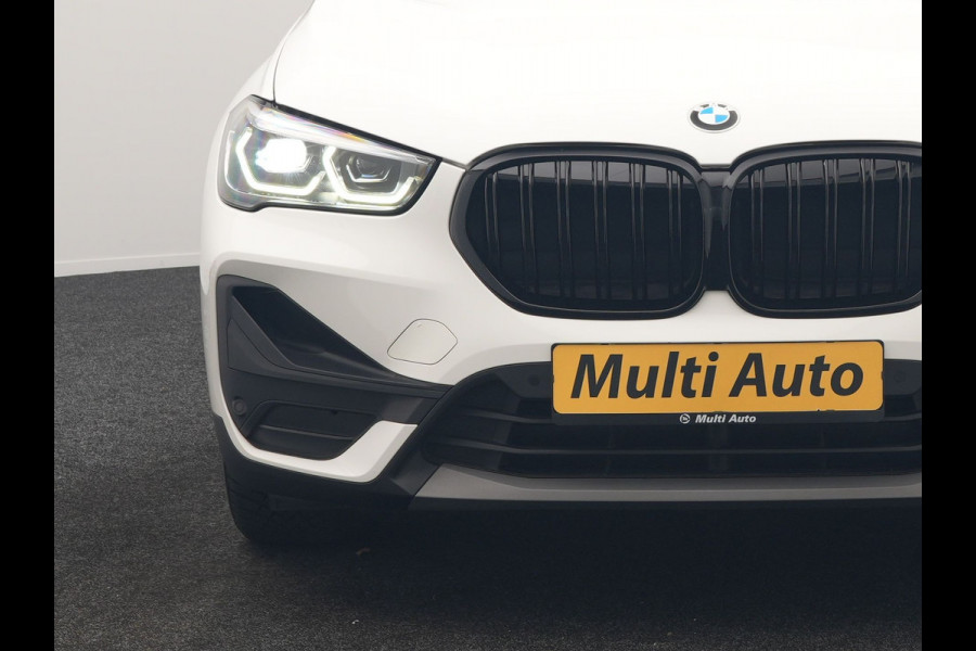 BMW X1 xDrive25e PHEV 221pk Dealer O.H. | Adaptive Cruise | Head Up | Camera | Harman / Kardon | Stoelen Memory & Verwarmd | Navigatie | DAB | Plug In Hybrid |