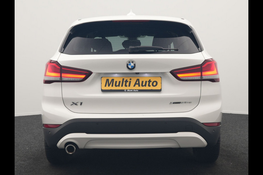 BMW X1 xDrive25e PHEV 221pk Dealer O.H. | Adaptive Cruise | Head Up | Camera | Harman / Kardon | Stoelen Memory & Verwarmd | Navigatie | DAB | Plug In Hybrid |