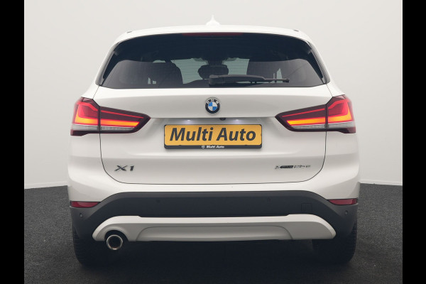 BMW X1 xDrive25e PHEV 221pk Dealer O.H. | Adaptive Cruise | Head Up | Camera | Harman / Kardon | Stoelen Memory & Verwarmd | Navigatie | DAB | Plug In Hybrid |
