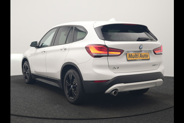BMW X1 xDrive25e PHEV 221pk Dealer O.H. | Adaptive Cruise | Head Up | Camera | Harman / Kardon | Stoelen Memory & Verwarmd | Navigatie | DAB | Plug In Hybrid |