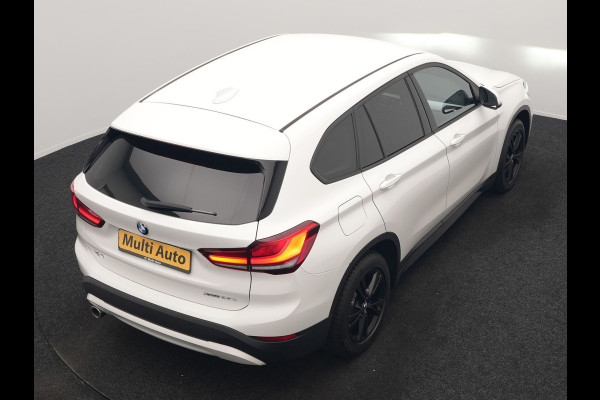 BMW X1 xDrive25e PHEV 221pk Dealer O.H. | Adaptive Cruise | Head Up | Camera | Harman / Kardon | Stoelen Memory & Verwarmd | Navigatie | DAB | Plug In Hybrid |