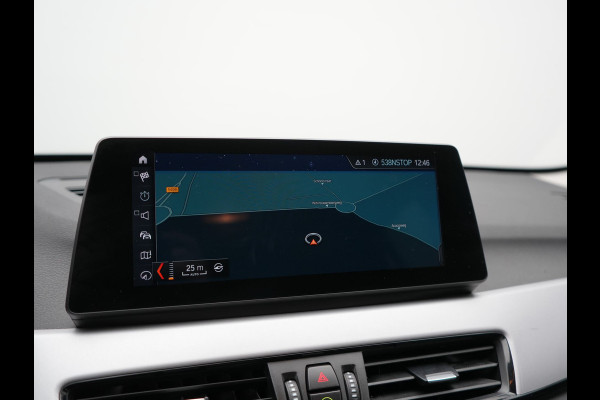 BMW X1 xDrive25e PHEV 221pk Dealer O.H. | Adaptive Cruise | Head Up | Camera | Harman / Kardon | Stoelen Memory & Verwarmd | Navigatie | DAB | Plug In Hybrid |