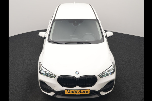 BMW X1 xDrive25e PHEV 221pk Dealer O.H. | Adaptive Cruise | Head Up | Camera | Harman / Kardon | Stoelen Memory & Verwarmd | Navigatie | DAB | Plug In Hybrid |