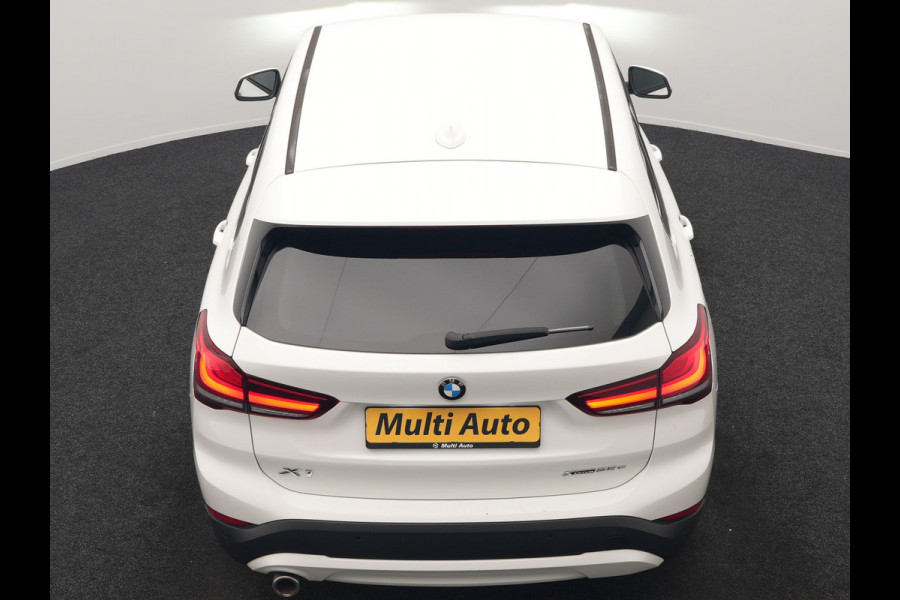 BMW X1 xDrive25e PHEV 221pk Dealer O.H. | Adaptive Cruise | Head Up | Camera | Harman / Kardon | Stoelen Memory & Verwarmd | Navigatie | DAB | Plug In Hybrid |