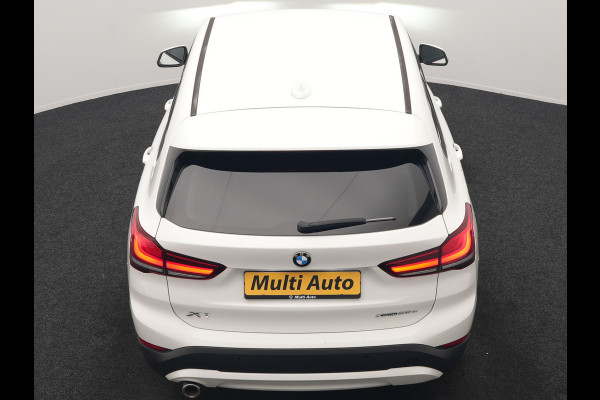 BMW X1 xDrive25e PHEV 221pk Dealer O.H. | Adaptive Cruise | Head Up | Camera | Harman / Kardon | Stoelen Memory & Verwarmd | Navigatie | DAB | Plug In Hybrid |