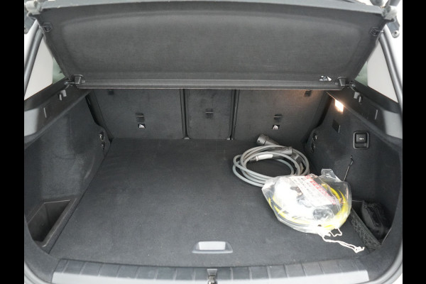 BMW X1 xDrive25e PHEV 221pk Dealer O.H. | Adaptive Cruise | Head Up | Camera | Harman / Kardon | Stoelen Memory & Verwarmd | Navigatie | DAB | Plug In Hybrid |