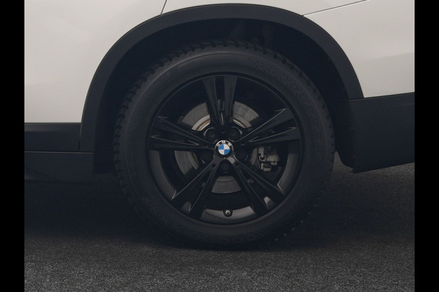 BMW X1 xDrive25e PHEV 221pk Dealer O.H. | Adaptive Cruise | Head Up | Camera | Harman / Kardon | Stoelen Memory & Verwarmd | Navigatie | DAB | Plug In Hybrid |
