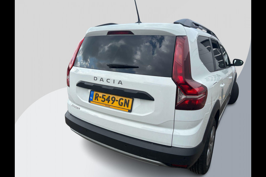Dacia Jogger 1.0 TCe 110 Expression 5p. 110PK | NIEUW BINNEN, MEER FOTO'S VOLGEN | Airco | Cruise | Parkeersensoren | DAB+ Radio