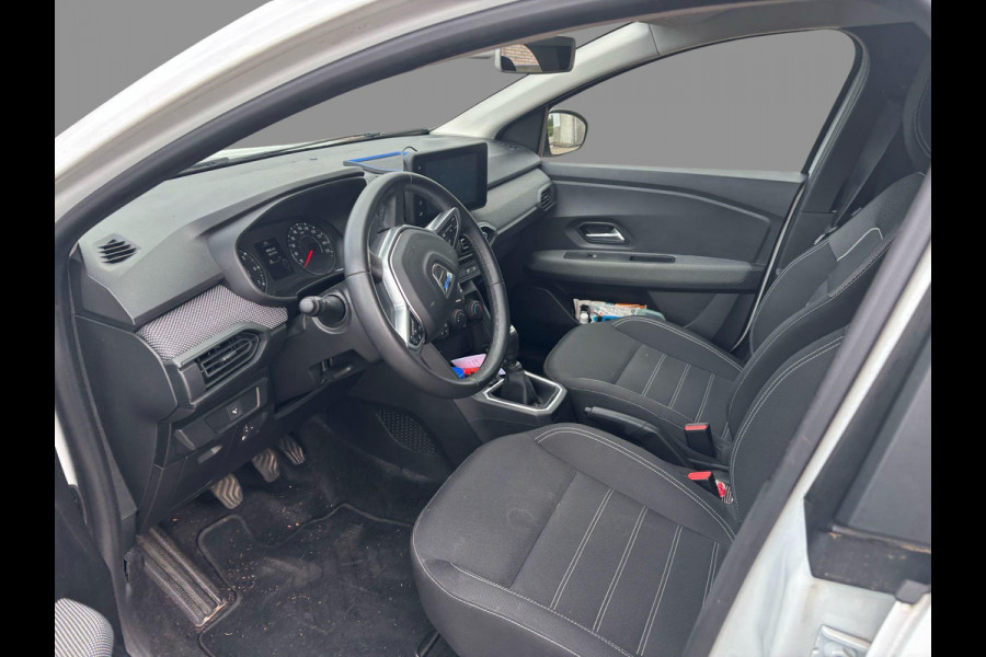 Dacia Jogger 1.0 TCe 110 Expression 5p. 110PK | NIEUW BINNEN, MEER FOTO'S VOLGEN | Airco | Cruise | Parkeersensoren | DAB+ Radio