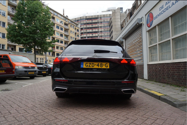 Mercedes-Benz E-Klasse Estate 300 e AMG Line Premium Plus Airmatic | Hyperscreen | Trekhaak | Pano | Adaptive + Lane | Memory Stoelmassage + Koeling + Verwarming | NL auto |