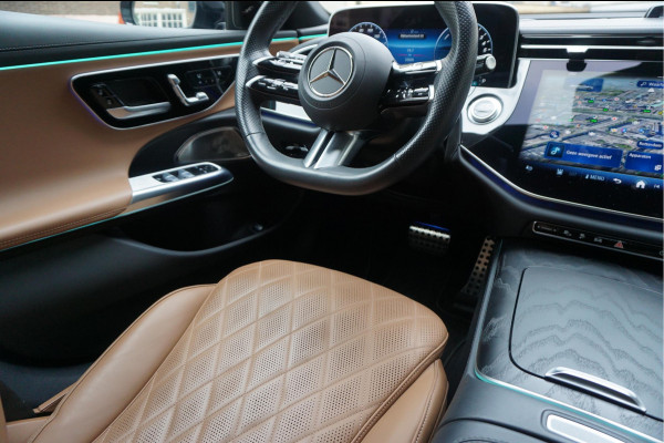 Mercedes-Benz E-Klasse Estate 300 e AMG Line Premium Plus Airmatic | Hyperscreen | Trekhaak | Pano | Adaptive + Lane | Memory Stoelmassage + Koeling + Verwarming | NL auto |