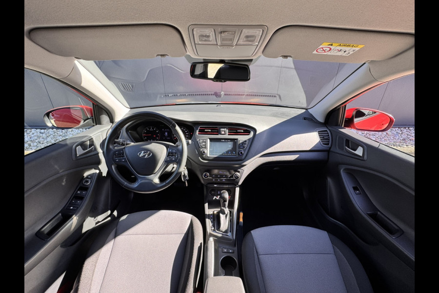 Hyundai i20 1.0 T-GDI Comfort | Automaat | Camera achter | Trekhaak afneembaar | Apple carplay |Cruise control |