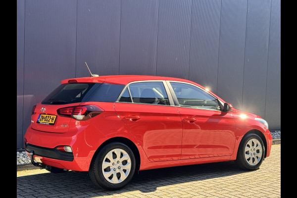 Hyundai i20 1.0 T-GDI Comfort | Automaat | Camera achter | Trekhaak afneembaar | Apple carplay |Cruise control |