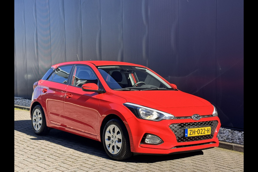 Hyundai i20 1.0 T-GDI Comfort | Automaat | Camera achter | Trekhaak afneembaar | Apple carplay |Cruise control |