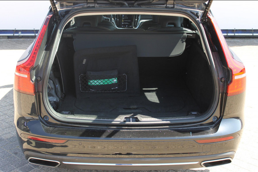 Volvo V60 B4 211PK Automaat Inscription Adaptieve Cruise Control / Elektrisch verstelbare voorstoelen met geheugen op de bestuurdersstoel / Apple Carplay / Dab+ / Lane keeping Aid / Navigatie / Stoelverwarming