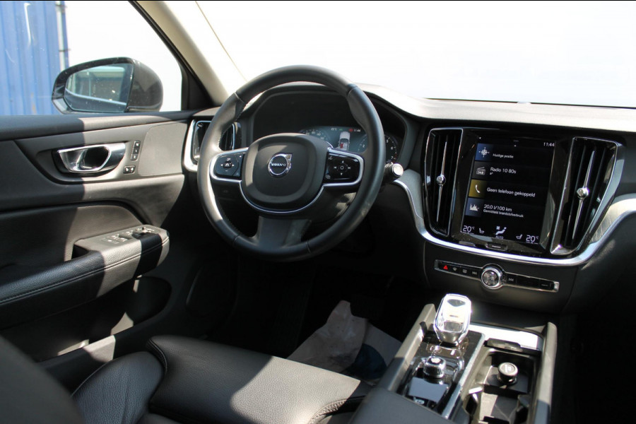 Volvo V60 B4 211PK Automaat Inscription Adaptieve Cruise Control / Elektrisch verstelbare voorstoelen met geheugen op de bestuurdersstoel / Apple Carplay / Dab+ / Lane keeping Aid / Navigatie / Stoelverwarming