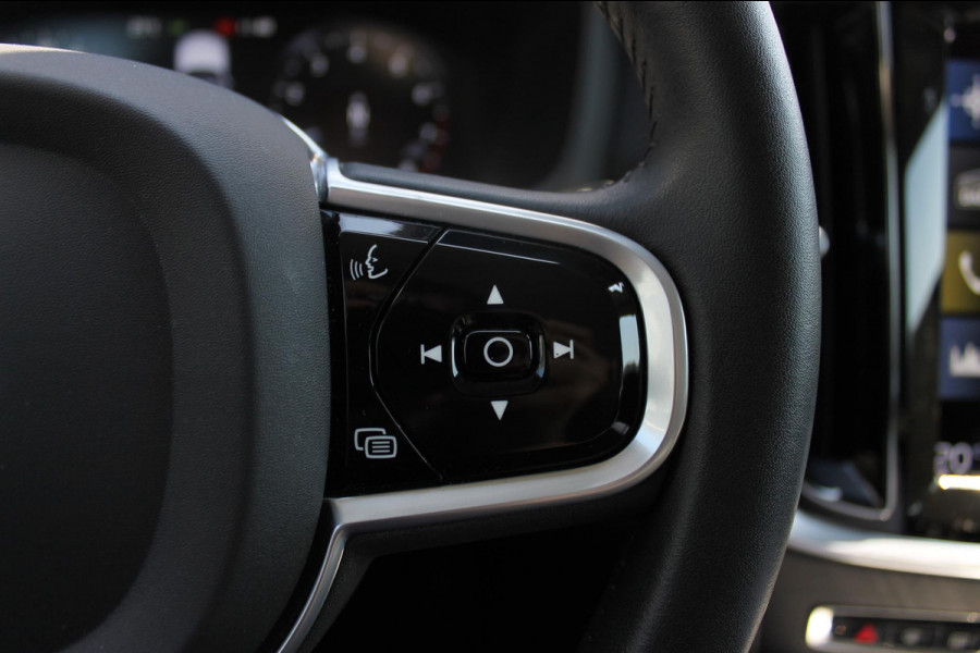 Volvo V60 B4 211PK Automaat Inscription Adaptieve Cruise Control / Elektrisch verstelbare voorstoelen met geheugen op de bestuurdersstoel / Apple Carplay / Dab+ / Lane keeping Aid / Navigatie / Stoelverwarming