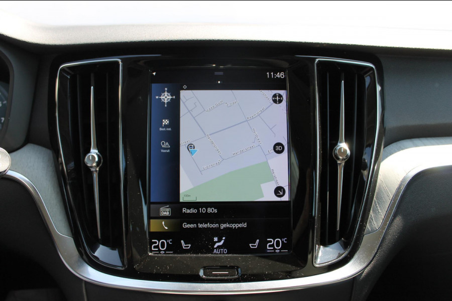 Volvo V60 B4 211PK Automaat Inscription Adaptieve Cruise Control / Elektrisch verstelbare voorstoelen met geheugen op de bestuurdersstoel / Apple Carplay / Dab+ / Lane keeping Aid / Navigatie / Stoelverwarming
