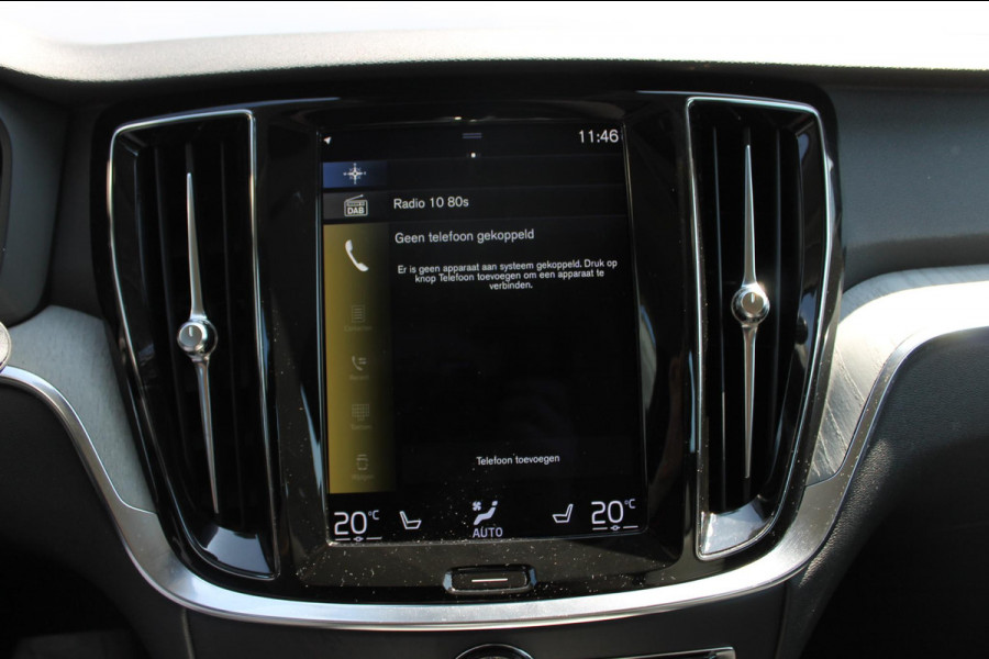 Volvo V60 B4 211PK Automaat Inscription Adaptieve Cruise Control / Elektrisch verstelbare voorstoelen met geheugen op de bestuurdersstoel / Apple Carplay / Dab+ / Lane keeping Aid / Navigatie / Stoelverwarming