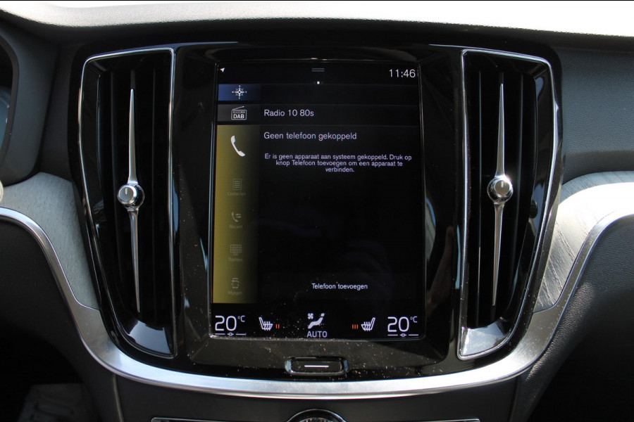 Volvo V60 B4 211PK Automaat Inscription Adaptieve Cruise Control / Elektrisch verstelbare voorstoelen met geheugen op de bestuurdersstoel / Apple Carplay / Dab+ / Lane keeping Aid / Navigatie / Stoelverwarming