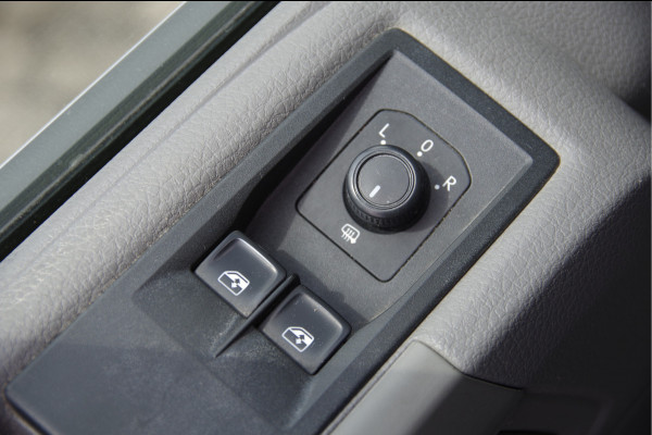 MAN TGE 3.140 35 2.0 L3H2(L2H1) EURO6! AUT. CRUISE, TREKHAAK, 18'', ERGO ACTIVE GEVEERDE STOEL, STOELVERWARMING, AIRCO, PARKEERSENSOREN