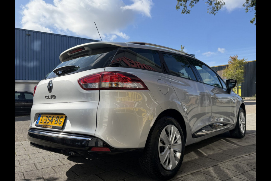 Renault Clio Estate 0.9 TCe Limited - Navigatie I Airco I LED I Comfort pakket I 103.000 KM - Dealer onderhouden