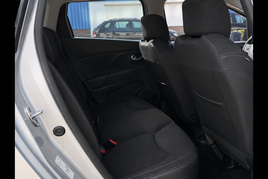 Renault Clio Estate 0.9 TCe Limited - Navigatie I Airco I LED I Comfort pakket I 103.000 KM - Dealer onderhouden