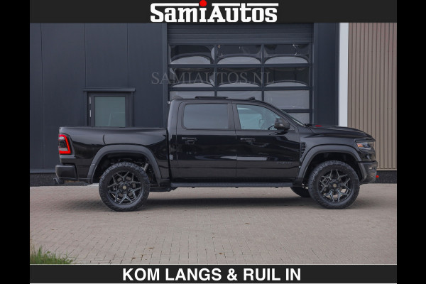 Dodge Ram TRX HELLCAT | 6.2 V8 712PK SUPERCHARGER | RODE STIKSELS | FULLY LOADED | CARBON | CREW CAB | DUBBELE CABINE | 5 PERSOONS | De specialist in Amerikaanse pick‑ups in Nederland en Europa.