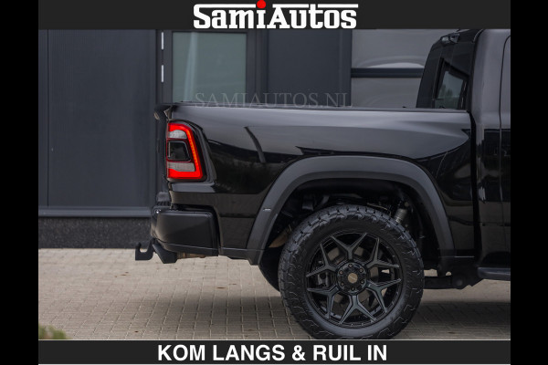 Dodge Ram TRX HELLCAT | 6.2 V8 712PK SUPERCHARGER | RODE STIKSELS | FULLY LOADED | CARBON | CREW CAB | DUBBELE CABINE | 5 PERSOONS | De specialist in Amerikaanse pick‑ups in Nederland en Europa.