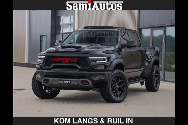 Dodge Ram TRX HELLCAT | 6.2 V8 712PK SUPERCHARGER | RODE STIKSELS | FULLY LOADED | CARBON | CREW CAB | DUBBELE CABINE | 5 PERSOONS | De specialist in Amerikaanse pick‑ups in Nederland en Europa.