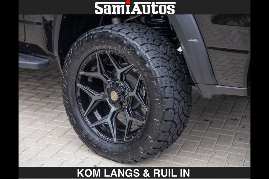 Dodge Ram TRX HELLCAT | 6.2 V8 712PK SUPERCHARGER | RODE STIKSELS | FULLY LOADED | CARBON | CREW CAB | DUBBELE CABINE | 5 PERSOONS | De specialist in Amerikaanse pick‑ups in Nederland en Europa.