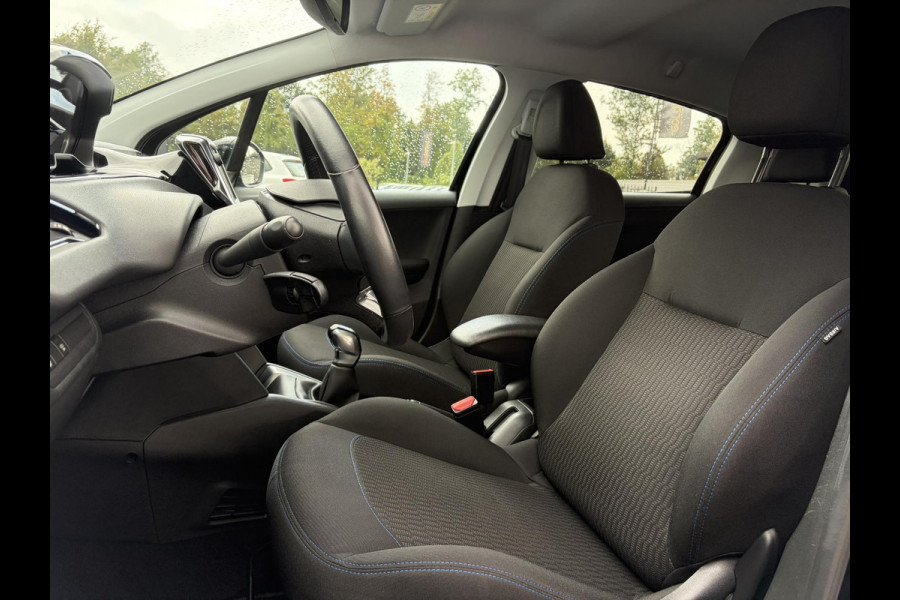 Peugeot 208 1.2 PureTech Signature ✓Net beurt gahad✓Navi✓Carplay✓Lm velgen✓Airco✓Cruise✓5 Deurs✓Pdc✓5 Deurs✓Lm velgen✓N.A.P✓Apk tot 04-2027