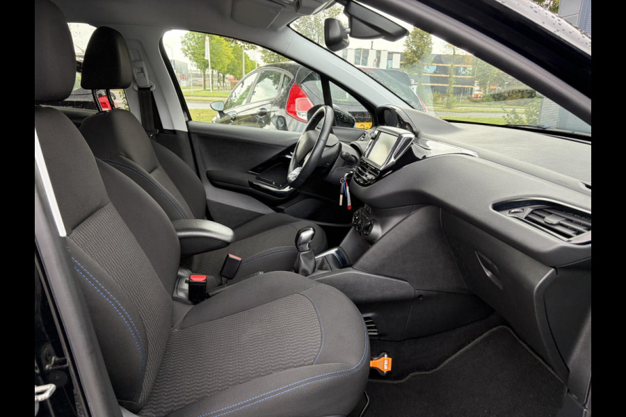 Peugeot 208 1.2 PureTech Signature ✓Net beurt gahad✓Navi✓Carplay✓Lm velgen✓Airco✓Cruise✓5 Deurs✓Pdc✓5 Deurs✓Lm velgen✓N.A.P✓Apk tot 04-2027