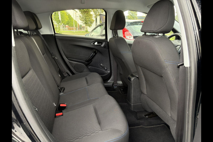 Peugeot 208 1.2 PureTech Signature ✓Net beurt gahad✓Navi✓Carplay✓Lm velgen✓Airco✓Cruise✓5 Deurs✓Pdc✓5 Deurs✓Lm velgen✓N.A.P✓Apk tot 04-2027