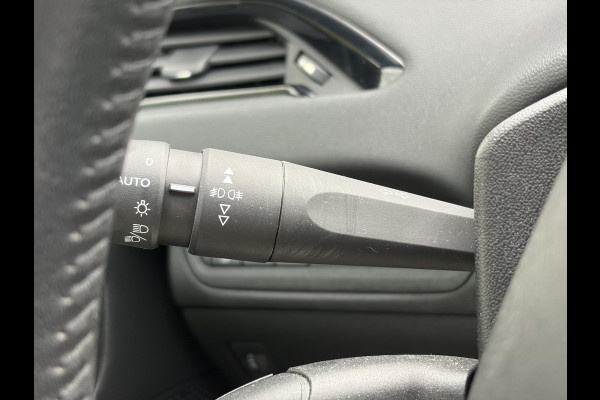 Peugeot 208 1.2 PureTech Signature ✓Net beurt gahad✓Navi✓Carplay✓Lm velgen✓Airco✓Cruise✓5 Deurs✓Pdc✓5 Deurs✓Lm velgen✓N.A.P✓Apk tot 04-2027