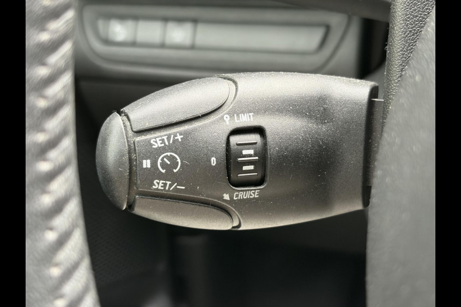 Peugeot 208 1.2 PureTech Signature ✓Net beurt gahad✓Navi✓Carplay✓Lm velgen✓Airco✓Cruise✓5 Deurs✓Pdc✓5 Deurs✓Lm velgen✓N.A.P✓Apk tot 04-2027